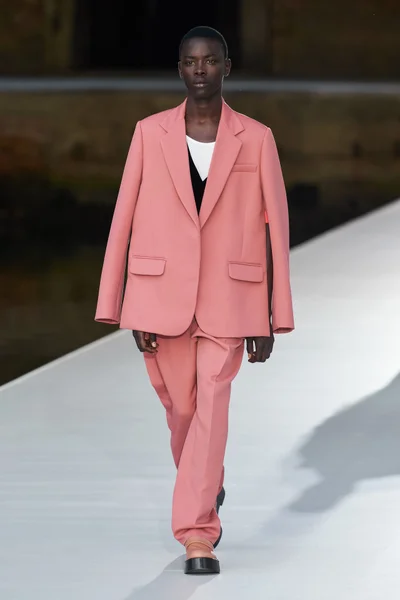 Look 59